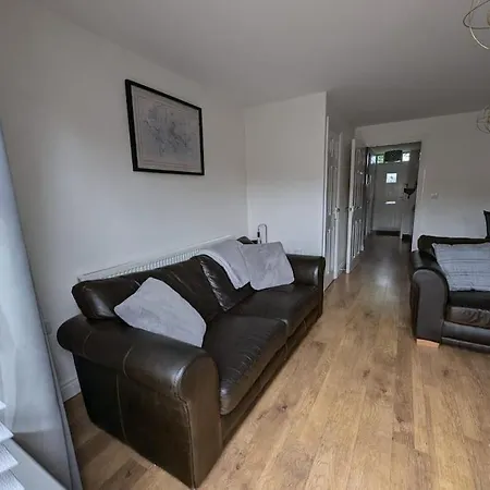 Вилла Sleeps Up To 8 Guests - Modern Townhouse Near Newcastle Уолсенд Экстерьер фото